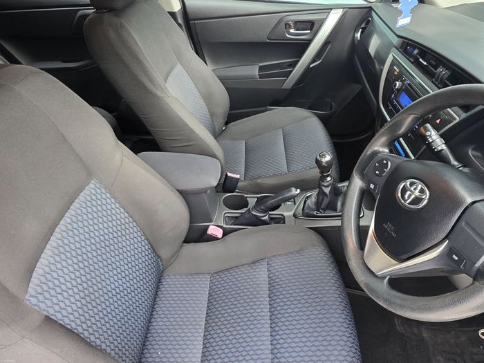 Toyota Auris 2014