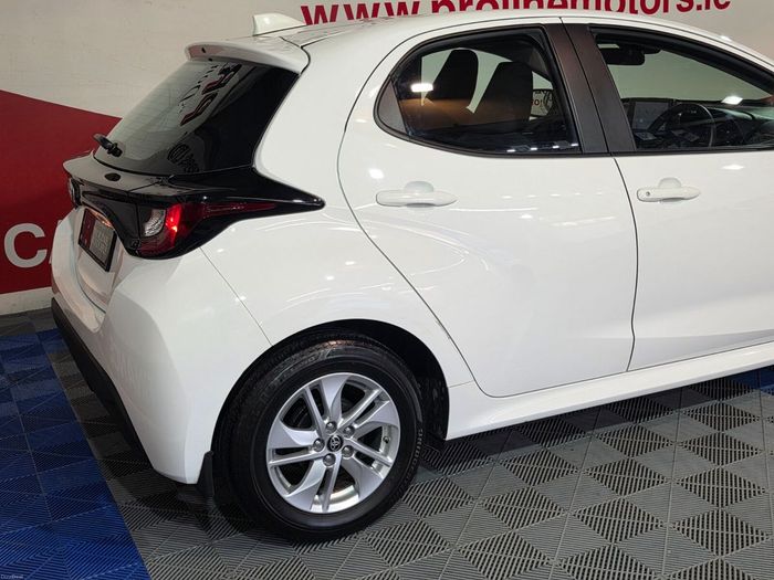 Toyota Yaris 2024