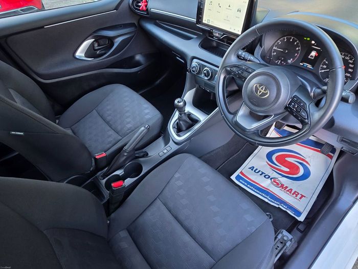Toyota Yaris 2024