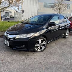 Honda Grace 2016