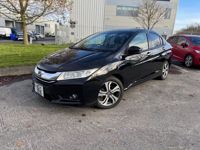 Honda Grace 2016