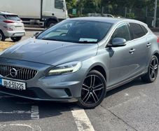 Volvo V40 2018