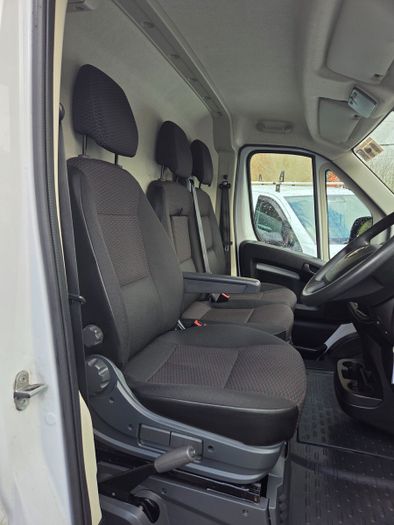Opel Movano 2023