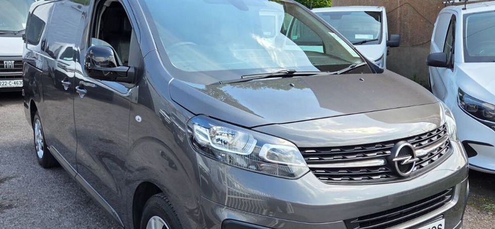 Opel Vivaro 2022