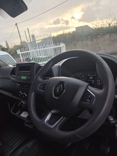 Renault Master 2021