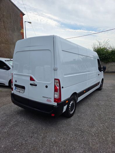 Renault Master 2023