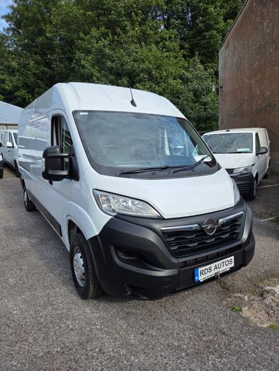 Opel Movano 2023