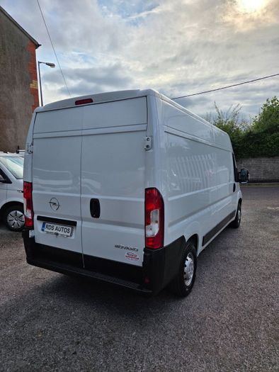 Opel Movano 2023
