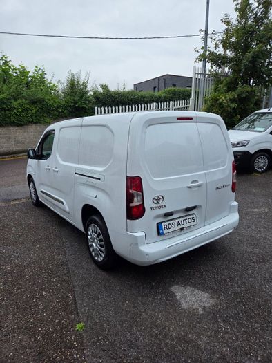 Toyota Proace 2024