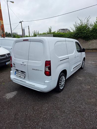 Toyota Proace 2024