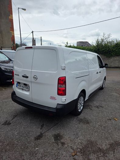 Opel Vivaro 2023