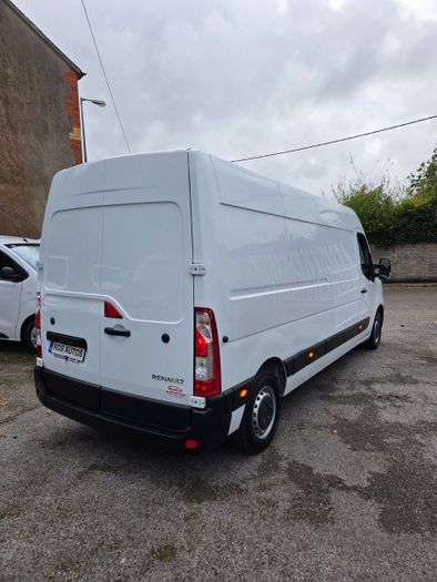Renault Master 2023