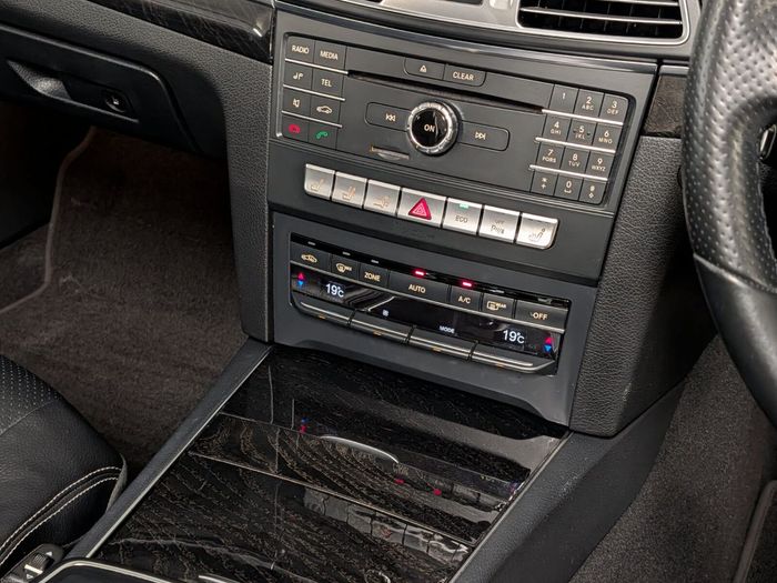 Mercedes-Benz E-Class 2016