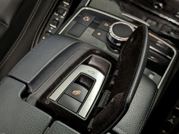 Mercedes-Benz E-Class 2016