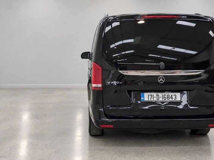 Mercedes-Benz V-Class 2017