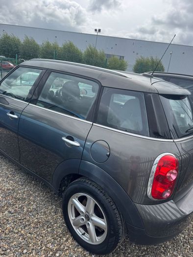 MINI One 2013