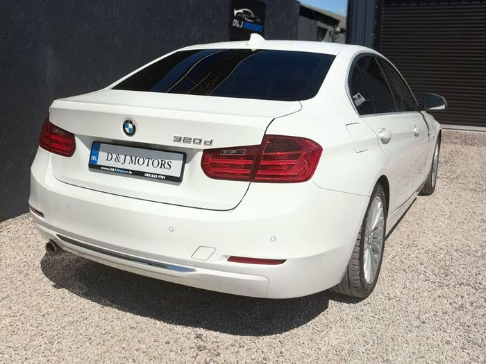 BMW 3 Series 2015