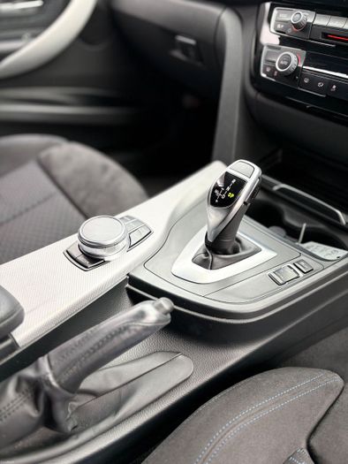 BMW 3 Series 2017