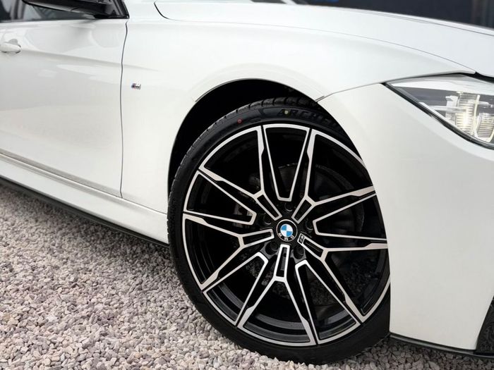 BMW 3 Series 2016