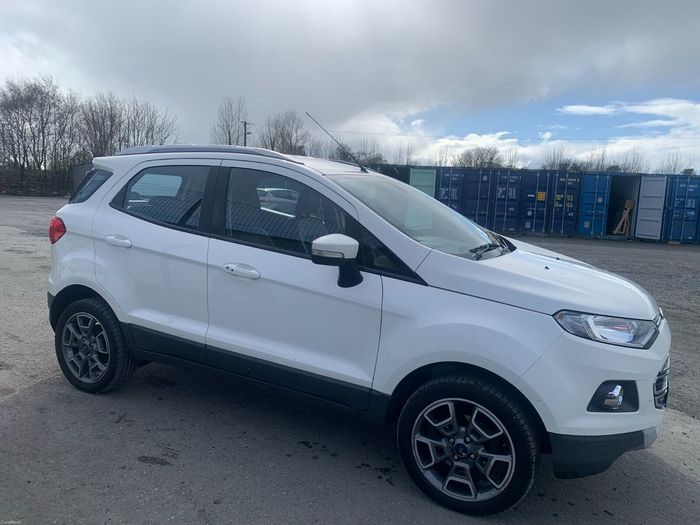 Ford EcoSport 2015
