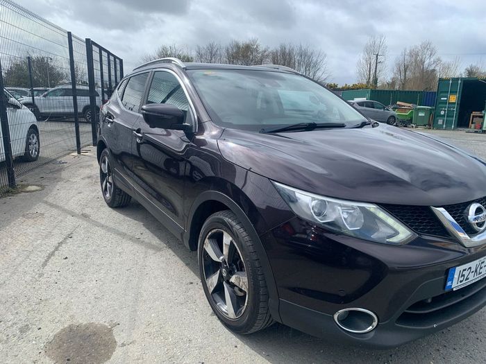 Nissan QASHQAI 2015
