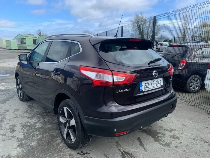Nissan QASHQAI 2015