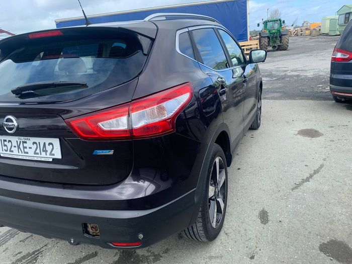 Nissan QASHQAI 2015