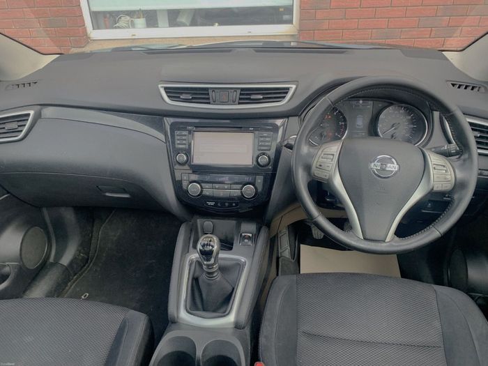 Nissan QASHQAI 2015