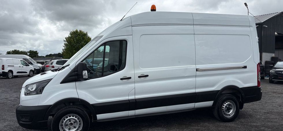 Ford Transit 2021