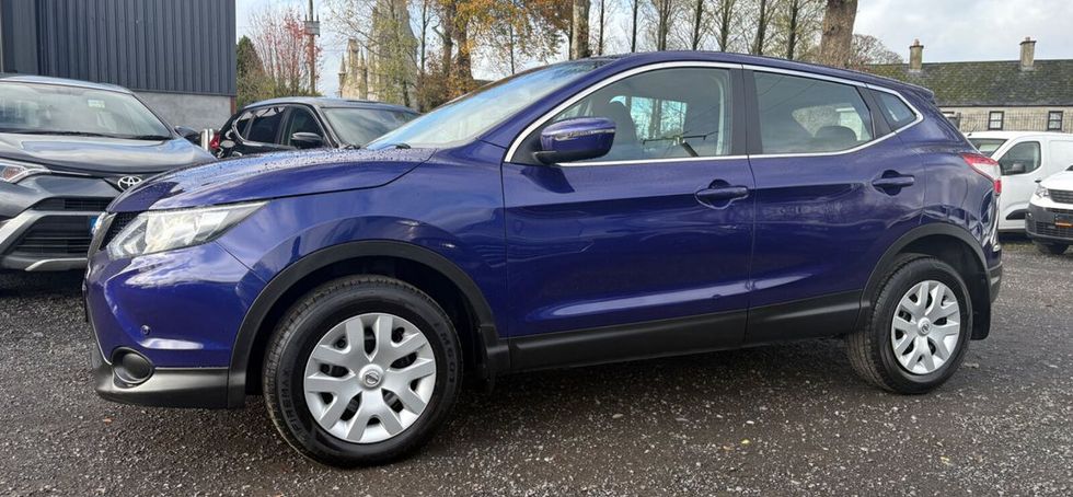 Nissan QASHQAI 2015
