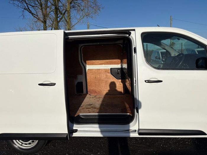 Opel Vivaro 2021