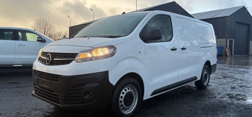 Opel Vivaro 2022