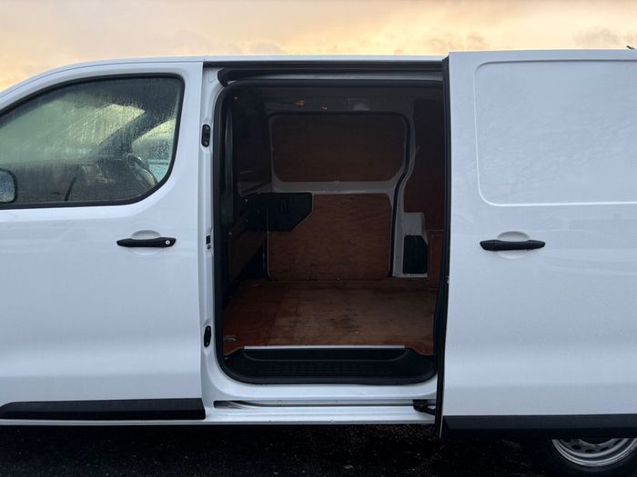 Opel Vivaro 2022