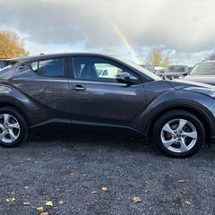 Toyota C-HR 2016
