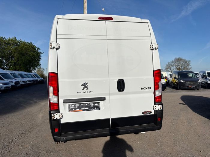 Peugeot Boxer 2021
