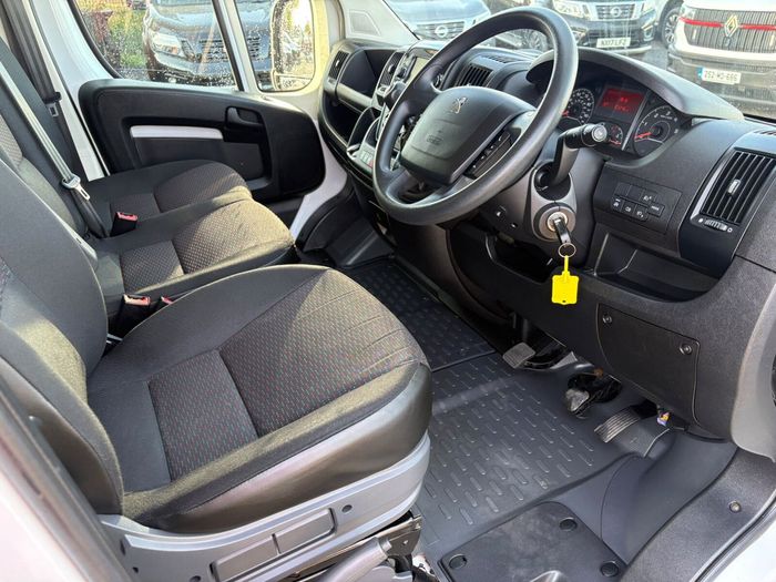 Peugeot Boxer 2021