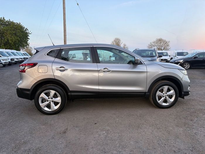 Nissan QASHQAI 2018