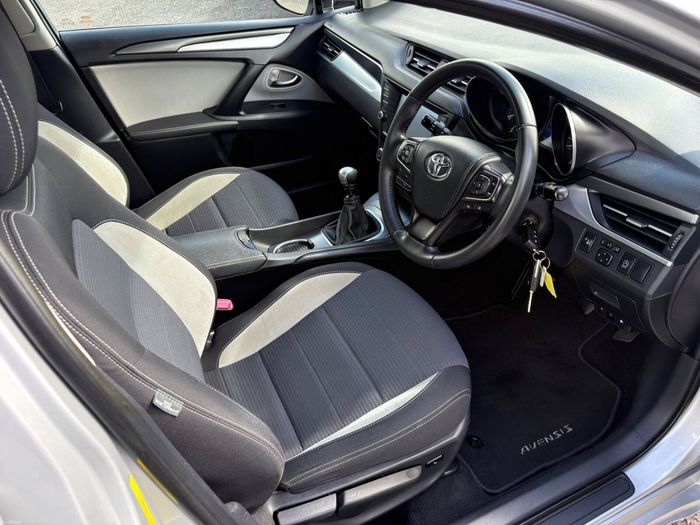 Toyota Avensis 2017