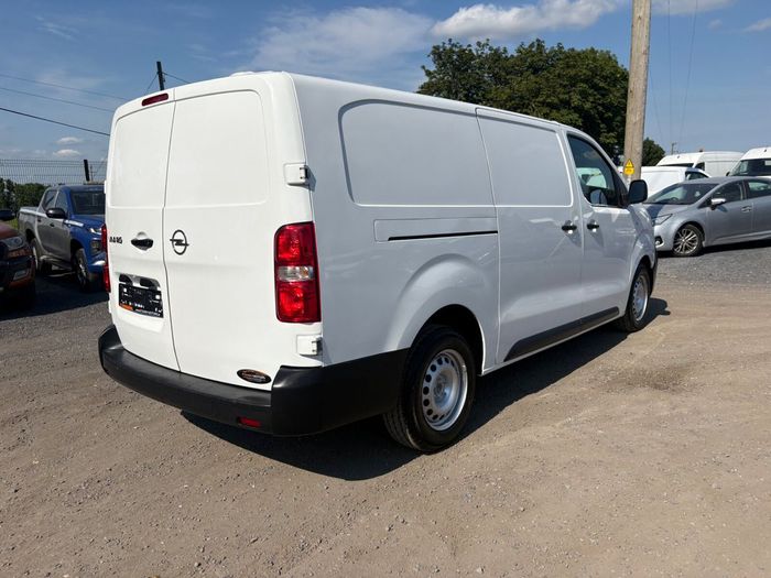 Opel Vivaro 2022