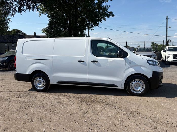 Opel Vivaro 2022