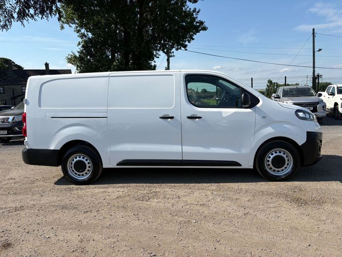 Opel Vivaro 2022