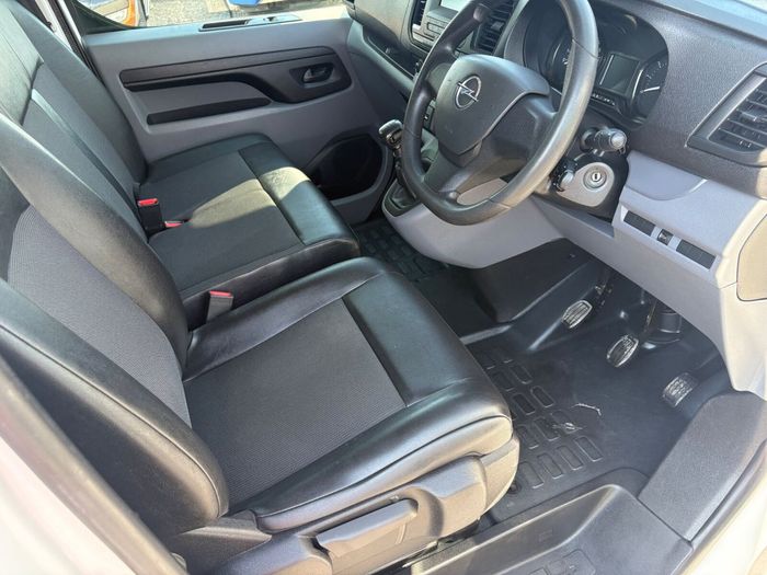 Opel Vivaro 2022