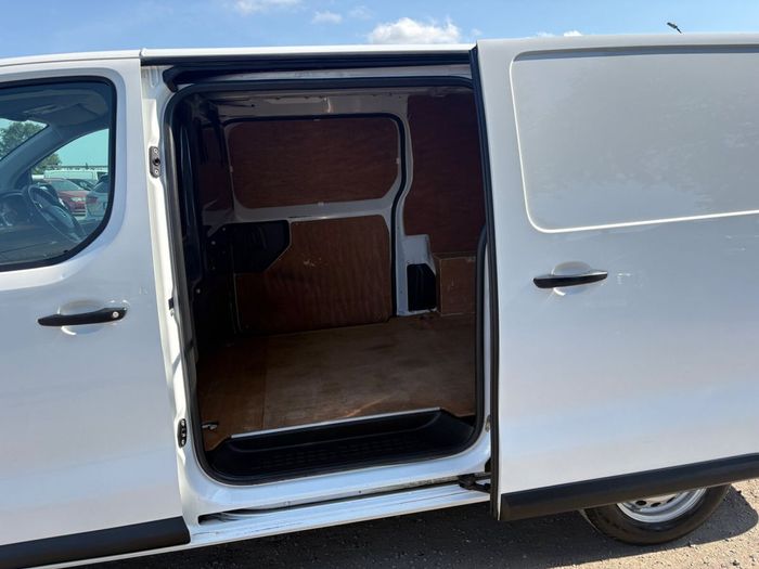 Opel Vivaro 2022