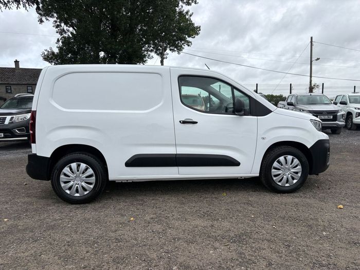 Peugeot Partner 2021