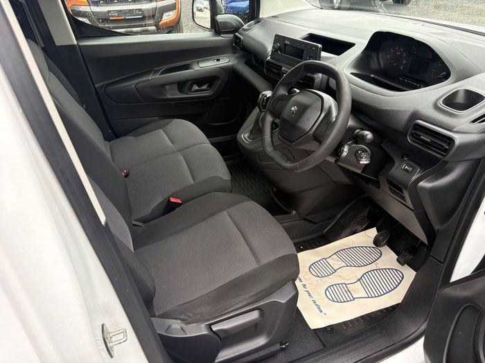 Peugeot Partner 2021