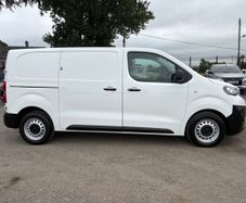 Peugeot Expert 2021