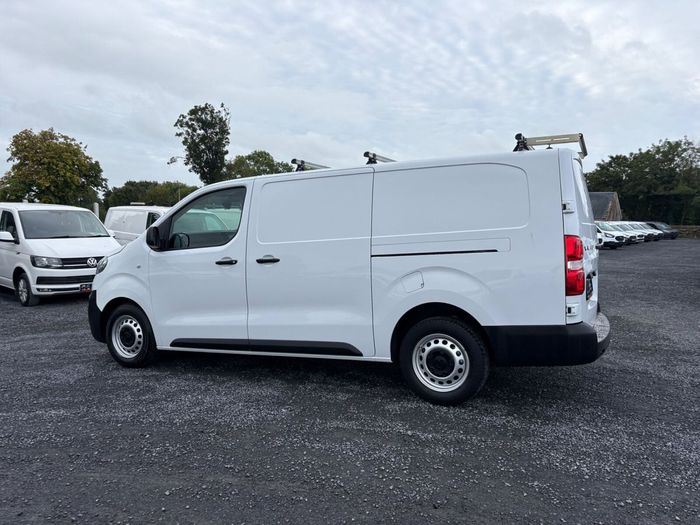 Vauxhall Vivaro 2022