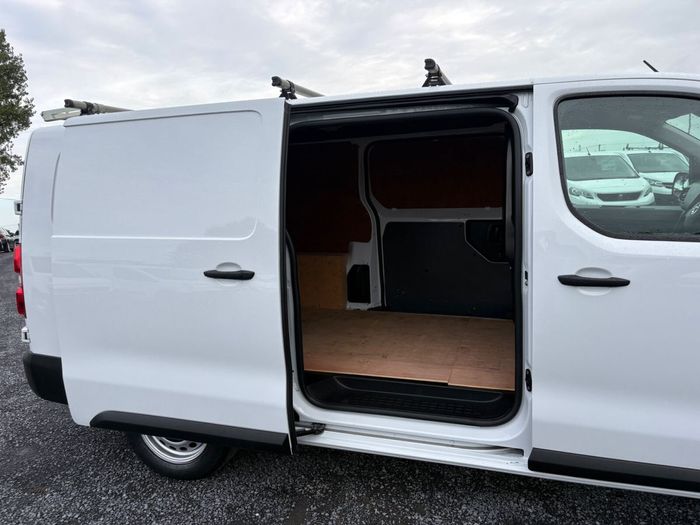 Vauxhall Vivaro 2022