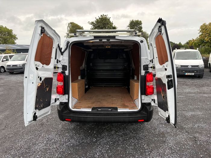 Vauxhall Vivaro 2022
