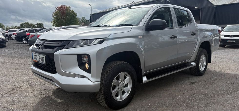 Mitsubishi L 200 2020